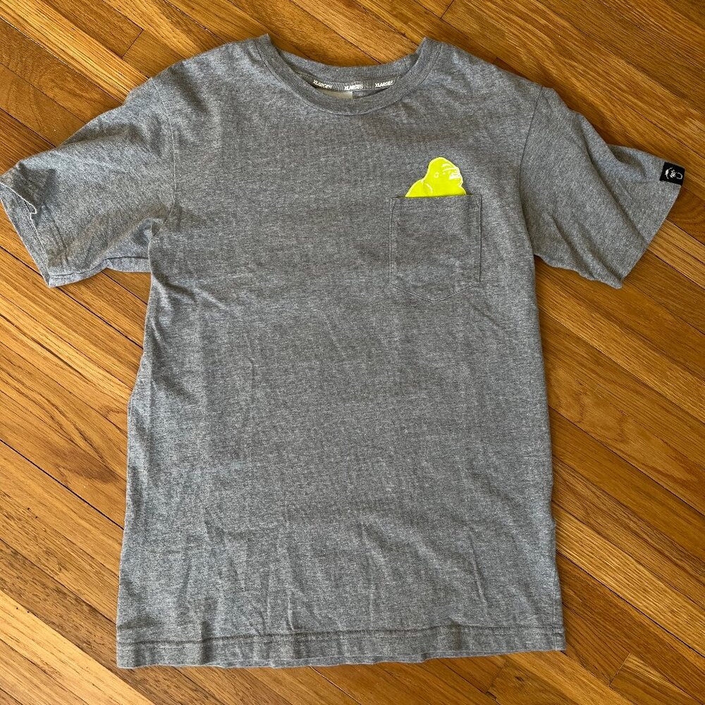 X-Large Xlarge Clothing mens tee t-shirt gorilla Small vintage neon pocket y2k